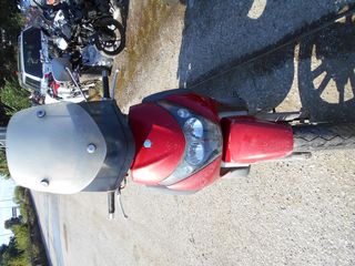 PIAGGIO BEVERLY 200-thumb-6