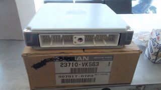 24820-5M440-thumb-2