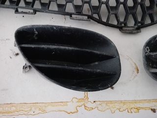 Toyota yaris-thumb-1