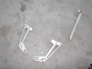 Kawasaki KLR600 1987-96  Μαρσπιε πίσω πλήρες Συνεπιβάτη και πλάγιο Σταντ/πλαγιοστατη  σε καλή κατάσταση!!!