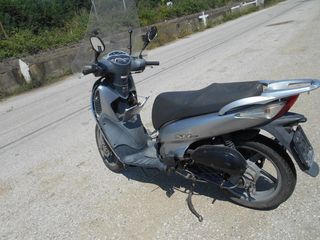 HONDA SH 150 I-thumb-1