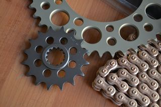GSX-R 1000 ΚΙΤ 520 ΒΗΜΑ-thumb-1