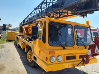 Γερανοί Kato 1991 TMS 250-thumb-2