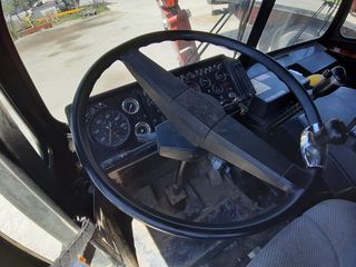 Γερανοί Kato 1991 TMS 250-thumb-13