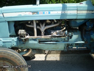 Τρακτέρ Ford 1975-thumb-2