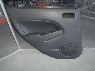 ΤΑΠΕΤΣΑΡΙΑ ΠΟΡΤΑΣ ΠΙΣΩ ΑΡΙΣΤΕΡΑ ΜΑΥΡΗ MAZDA 2 08-->  - ΡΩΤΗΣΤΕ ΤΙΜΗ - ΑΠΟΣΤΟΛΗ ΣΕ ΟΛΗ ΤΗΝ ΕΛΛΑΔΑ