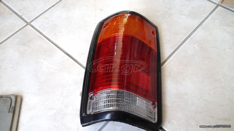 Φανάρι πίσω αριστερό MAZDA B-SERIES FORD COURIER 86-98