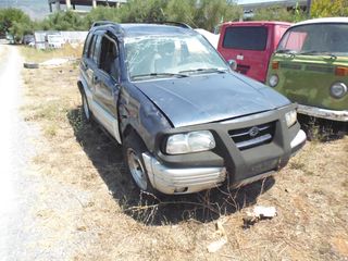 Suzuki Grand Vitara 2000 V6 2500CC-thumb-2