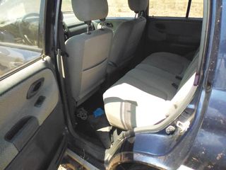 Suzuki Grand Vitara 2000 V6 2500CC-thumb-7