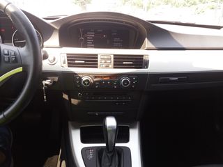 Bmw 320 2011 E91 LCI-thumb-8