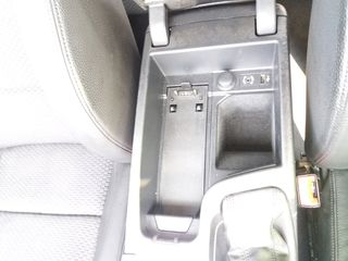 Bmw 320 2011 E91 LCI-thumb-18