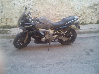 Yamaha FZS 600 Fazer '05 FAZER600