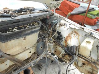 Volkswagen Caddy  '00-thumb-11
