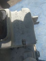 Φανάρι αριστερο έχει σπασμένη μια βάση πανω-thumb-2