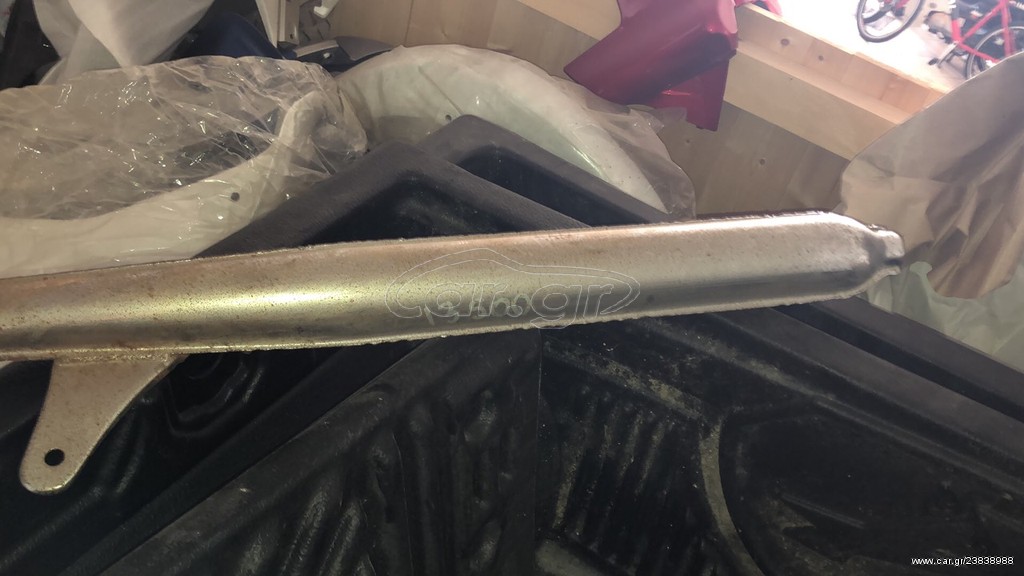 YAMAHA V50
