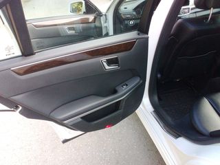 Mercedes-Benz E 220 2011 LOOK AMG-thumb-17