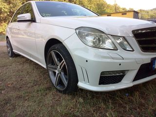 Mercedes-Benz E 220 2011 LOOK AMG-thumb-7