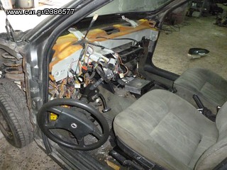 lancia dedra-thumb-1