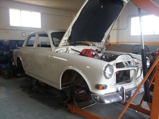 Volvo 1970 142-thumb-3