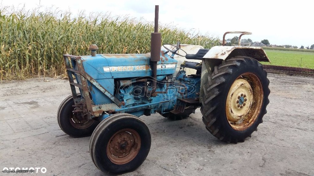Ford. 4000.