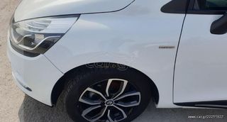Renault Clio 1.2  '11-thumb-1