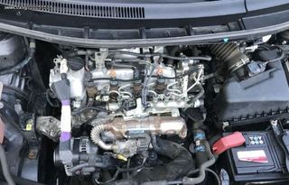 Toyota Auris DIESEL   '11-thumb-2