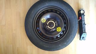 ΡΕΖΕΡΒΑ ΑΝΑΓΚΗΣ BMW ΜΑΖΙ ΜΕ ΓΡΥΛΛΟ **AUTO IKAS**