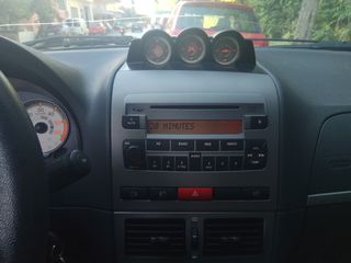 Fiat Strada 2013-thumb-22