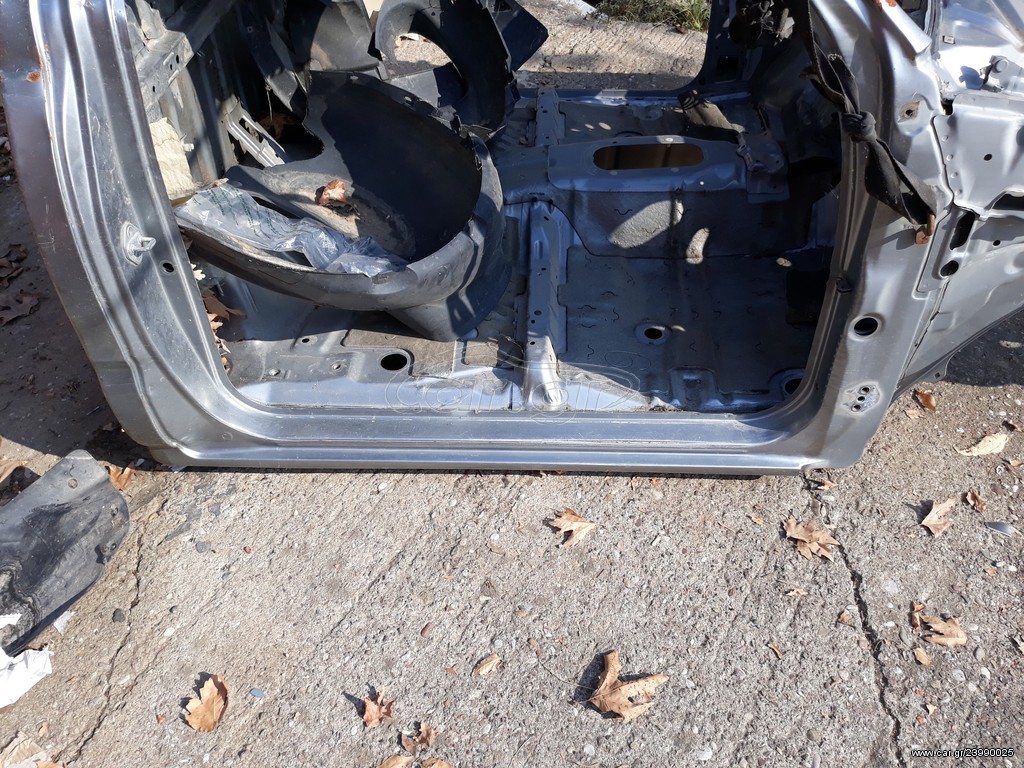 TOYOTA HILUX κολόνες κουβούκλιο 