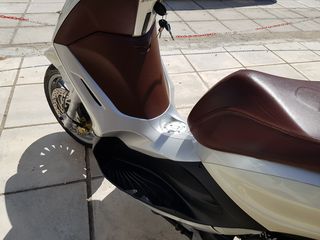 Piaggio Beverly 300i 2010 ΚΑΤΆΣΤΑΣΗ ΚΑΙΝΟΥΡΙΑ!!!-thumb-8