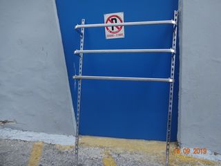 Stand Nickel-thumb-1