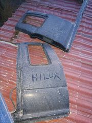 ΠΛΑΙΝΗ ΠΑΝΤΑ ΔΕΞΙΑ & ΑΡΙΣΤΕΡΗ TOYOTA HILUX '89-'05 ΑΠΟΣΤΟΛΗ ΣΕ ΟΛΗ ΤΗΝ ΕΛΛΑΔΑ ΟΤΙ ΘΕΛΕΤΕ ΡΩΤΗΣΤΕ ΜΑΣ!!!