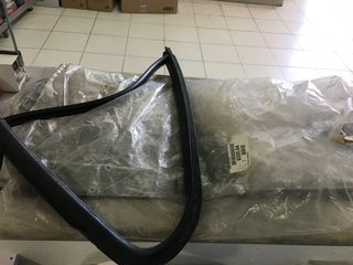 Λάστιχο Τζαμιού Peugeot 306