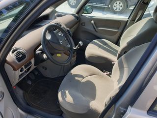 Citroen Xsara Picasso '04 Diesel 1.6 για ΑΝΤΑΛΛΑΚΤΙΚΑ-thumb-3
