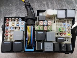 ΑΣΦΑΛΕΙΟΘΗΚΗ ΜΗΧΑΝΗΣ FORD FOCUS 2012-2016 AV6T-14A067-AD