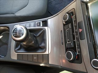 ΟΘΟΝΗ ΡΑΔΙΟ/CD VW PASSAT 2011-2015-thumb-1