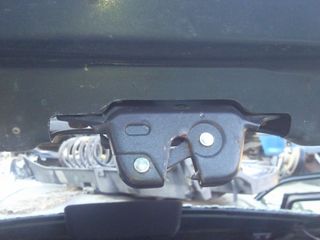 Peugeot 106 Κλειδαρια - Κλειστρο ΠορτΜπαγκαζ