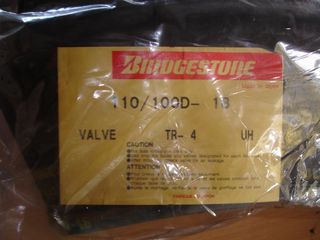 Σαμπρέλα 110/100/18 Bridgestone