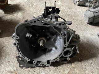 TOYOTA iQ 1.0 ΣΑΣΜΑΝ ΧΕΙΡΟΚΙΝΗΤΟ 5ΑΡΙ 1KR