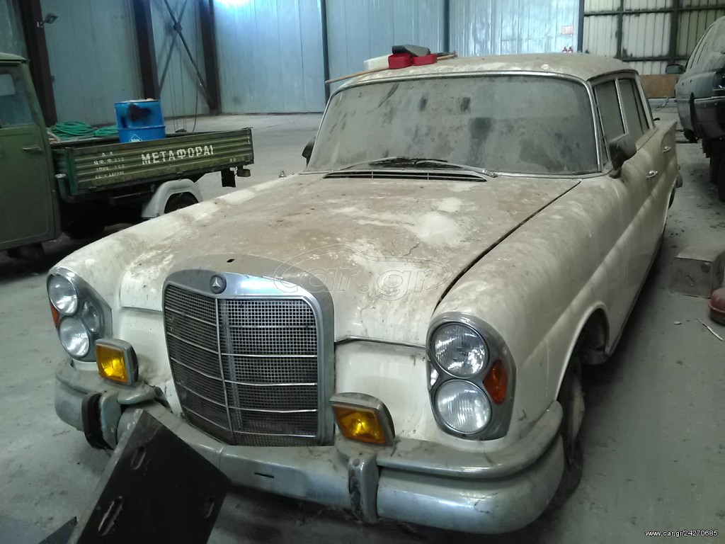 Mercedes-Benz 220 1965 220