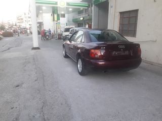 Audi A4 1996-thumb-3