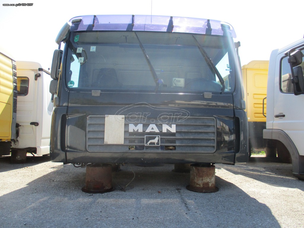 KΚΑΜΠΙΝΑ MAN TGL 10.240