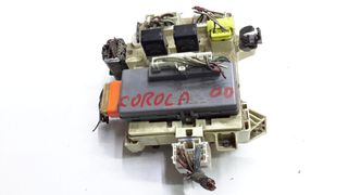 Ασφαλειοθήκη TOYOTA COROLLA Sedan / 4dr 2000 - 2002 ( ZE111 ) 1.4 (EE111_) ( 4E-FE ) (86 hp ) Βενζίνη #82641-12150