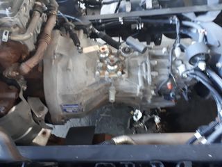 nissan cabstar 4513-3515-3513-4513 - διαφορικό- ψαλιδιά- σούστες- ζάντες 16- 185/75R16 -thumb-4