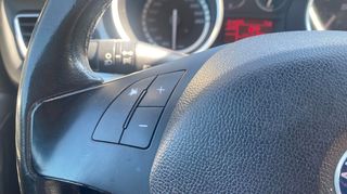 Alfa Romeo Giulietta 2011 DIESEL COPA CAR-thumb-17