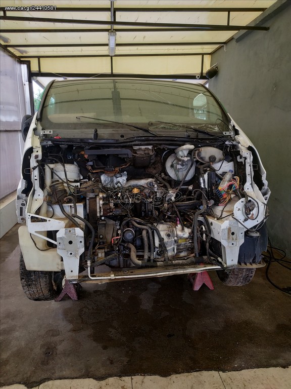Κλούβα Opel 2005 Vivaro gia antalaktika