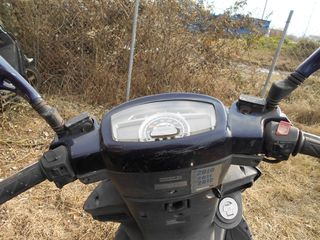 KYMCO B&W 250-thumb-5