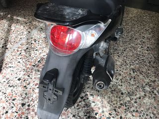 Aprilia Scarabeo 300i -thumb-4