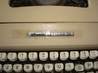 ΓΡΑΦΟΜΗΧΑΝΗ ΣΥΛΕΚΤΙΚΗ OLIVETTI-thumb-1