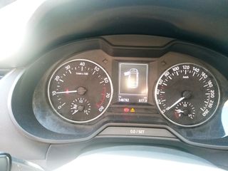Skoda Octavia 2015-thumb-5